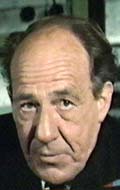 Michael Hordern - bio and intersting facts about personal life.