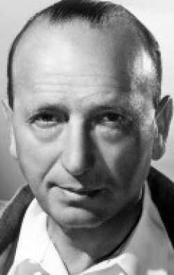 Michael Curtiz - bio and intersting facts about personal life.