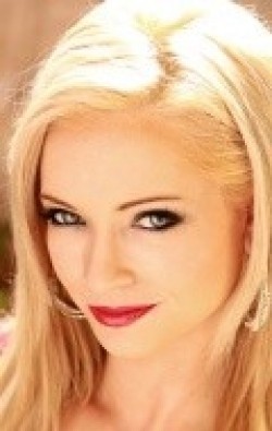 Mindy Robinson - bio and intersting facts about personal life.