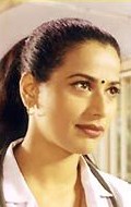 Mona Ambegaonkar - bio and intersting facts about personal life.