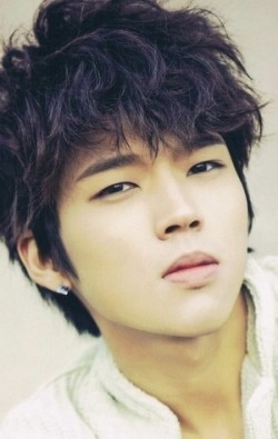 Nam Woo Hyun - bio and intersting facts about personal life.