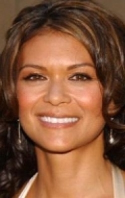Nia Peeples - bio and intersting facts about personal life.