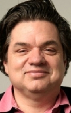 All best and recent Oliver Platt pictures.