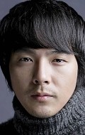 Park Yong Ha - bio and intersting facts about personal life.