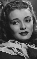 Patricia Neal - bio and intersting facts about personal life.