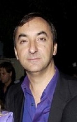 Peter Kosminsky - bio and intersting facts about personal life.