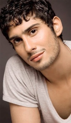 Pratik Babbar - bio and intersting facts about personal life.