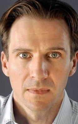 Ralph Fiennes - bio and intersting facts about personal life.
