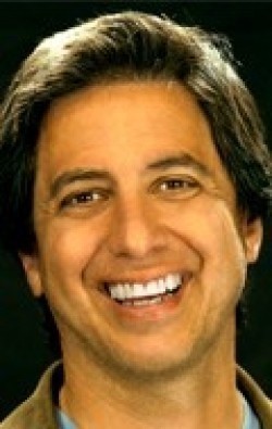 Ray Romano - bio and intersting facts about personal life.