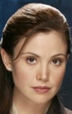 Reiko Aylesworth - bio and intersting facts about personal life.