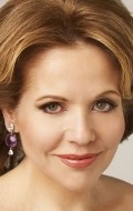 Renee Fleming - bio and intersting facts about personal life.