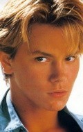River Phoenix - bio and intersting facts about personal life.