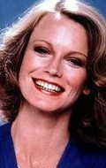 Shelley Hack - bio and intersting facts about personal life.