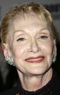 Sian Phillips - bio and intersting facts about personal life.