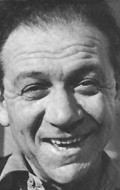 Sid James - bio and intersting facts about personal life.