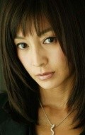 Sin-Hye Hwang - bio and intersting facts about personal life.