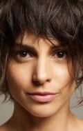 Stephanie Szostak - bio and intersting facts about personal life.