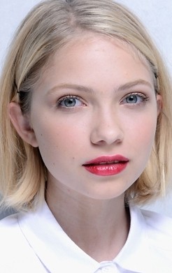 Tavi Gevinson - bio and intersting facts about personal life.