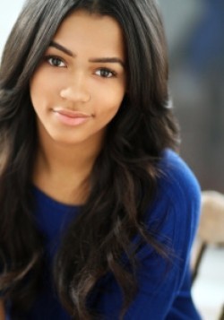 Taylor Russell - wallpapers.
