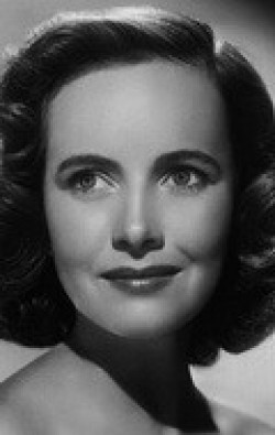 Teresa Wright - bio and intersting facts about personal life.