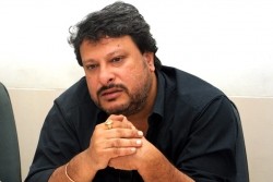 Tigmanshu Dhulia - bio and intersting facts about personal life.