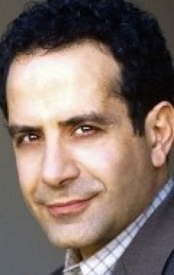 Tony Shalhoub - bio and intersting facts about personal life.