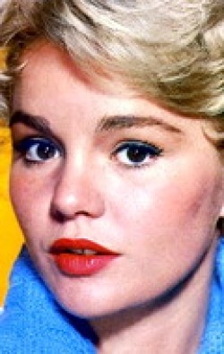 Tuesday Weld - bio and intersting facts about personal life.