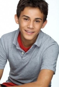 Tyler Alvarez - bio and intersting facts about personal life.