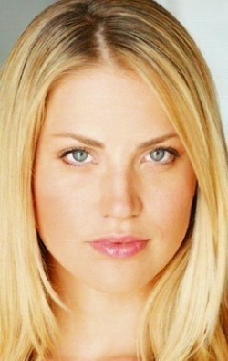 Willa Ford - bio and intersting facts about personal life.