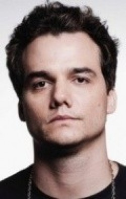 All best and recent Wagner Moura pictures.