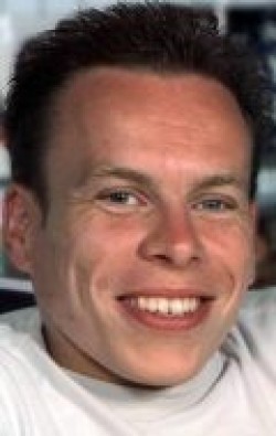 All best and recent Warwick Davis pictures.