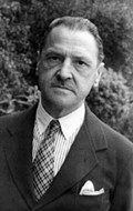 W. Somerset Maugham - bio and intersting facts about personal life.